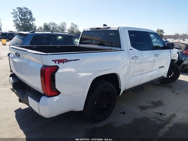 2024 TOYOTA TUNDRA SR5