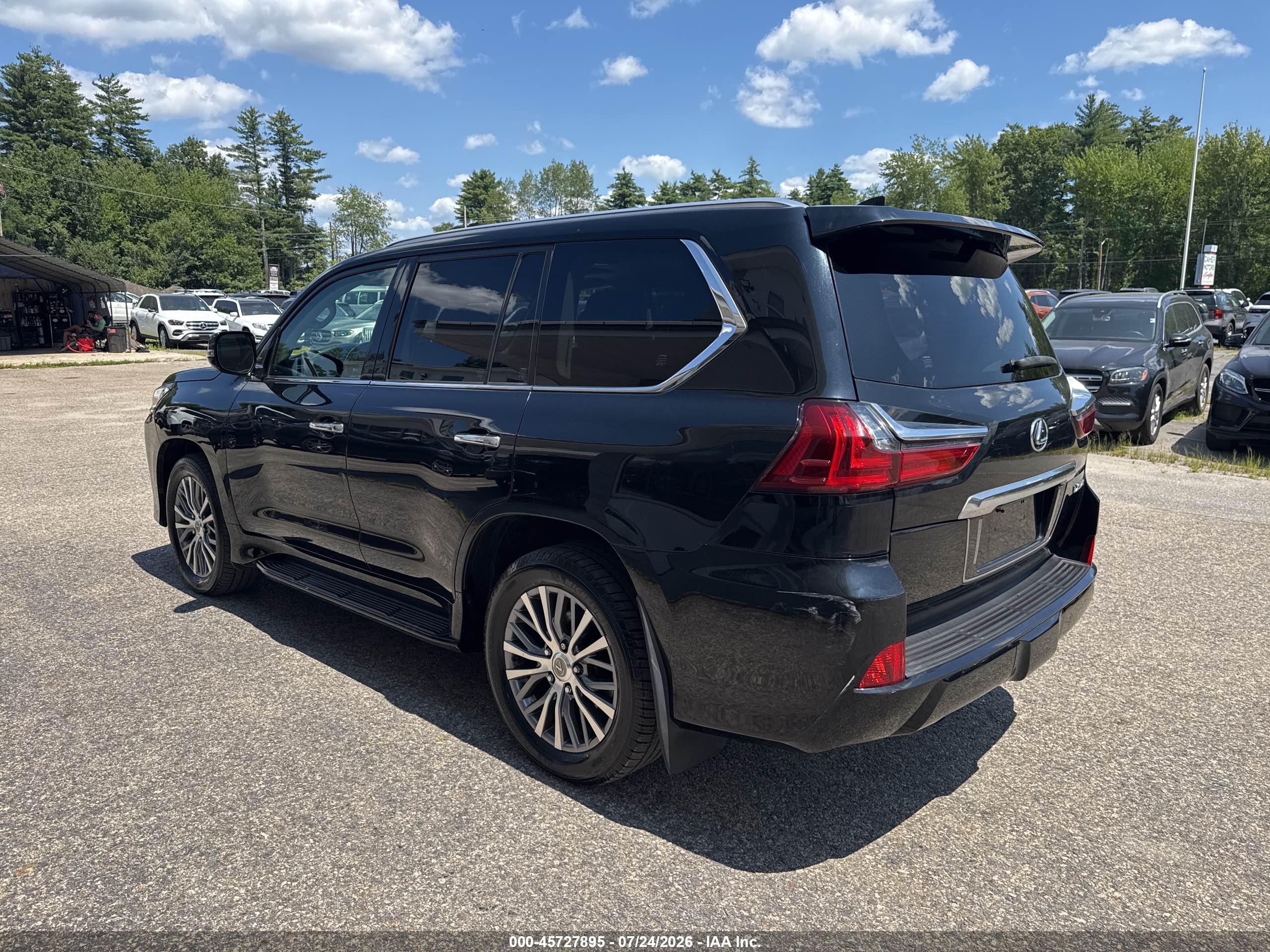 2018 LEXUS LX 570 TWO-ROW