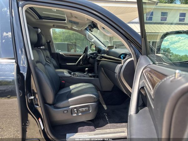 2018 LEXUS LX 570 TWO-ROW