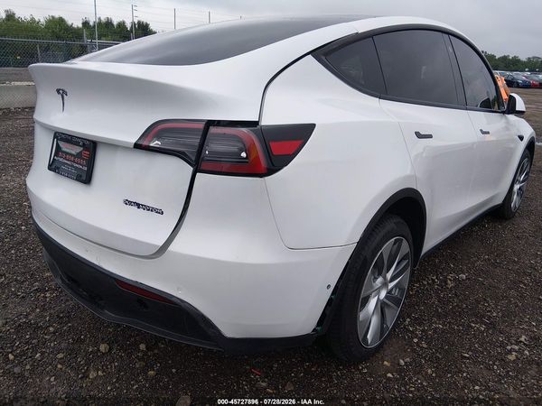 2021 TESLA MODEL Y