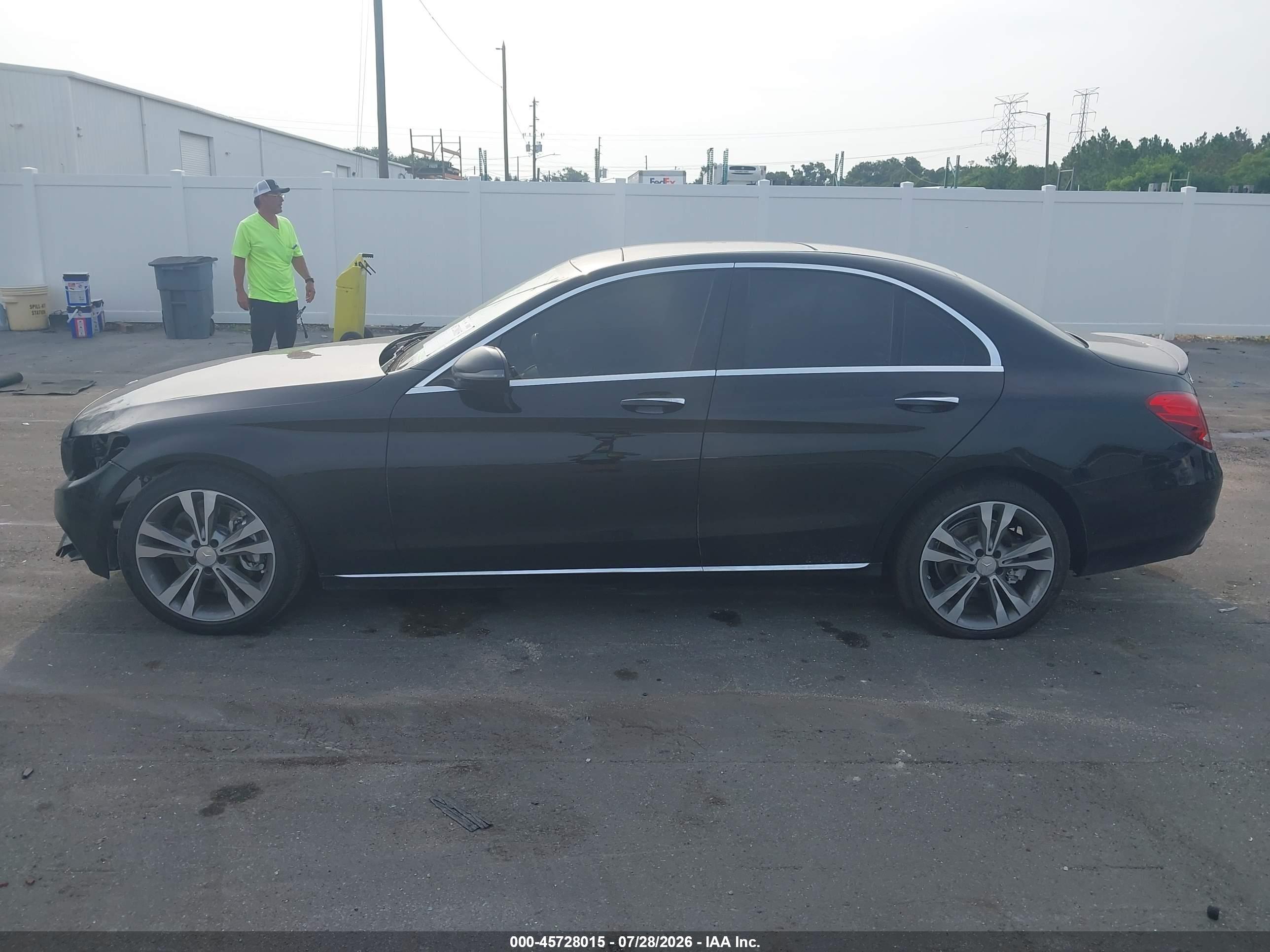2016 MERCEDES-BENZ C 300 C300