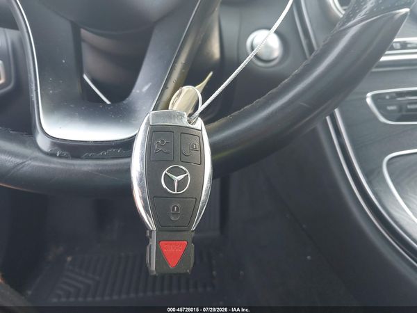 2016 MERCEDES-BENZ C 300 C300