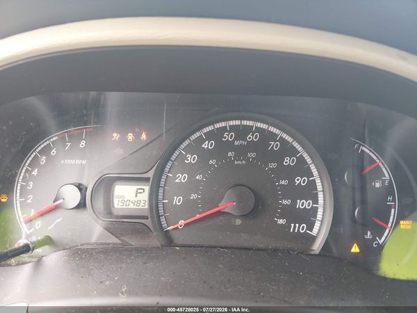 2014 TOYOTA SIENNA LE V6 8 PASSENGER