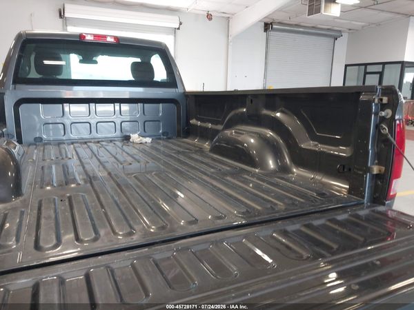 2018 RAM 1500 TRADESMAN  4X2 8' BOX