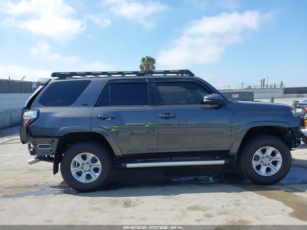 2022 TOYOTA 4RUNNER SR5 PREMIUM