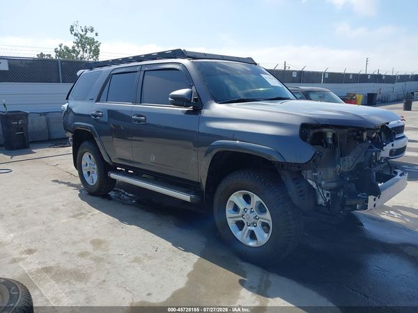 2022 TOYOTA 4RUNNER SR5 PREMIUM