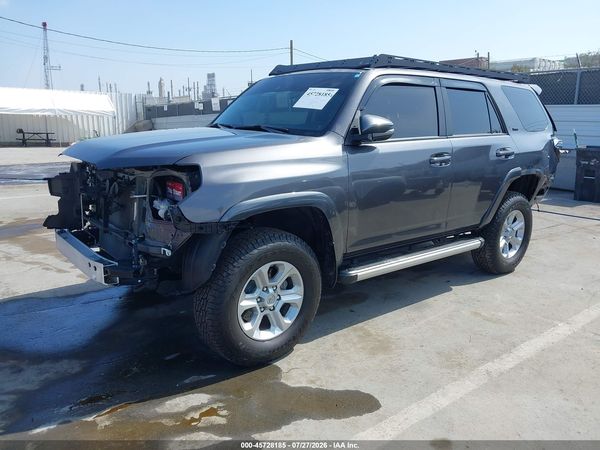 2022 TOYOTA 4RUNNER SR5 PREMIUM