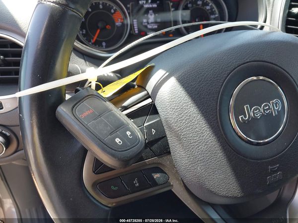2019 JEEP CHEROKEE LATITUDE PLUS FWD