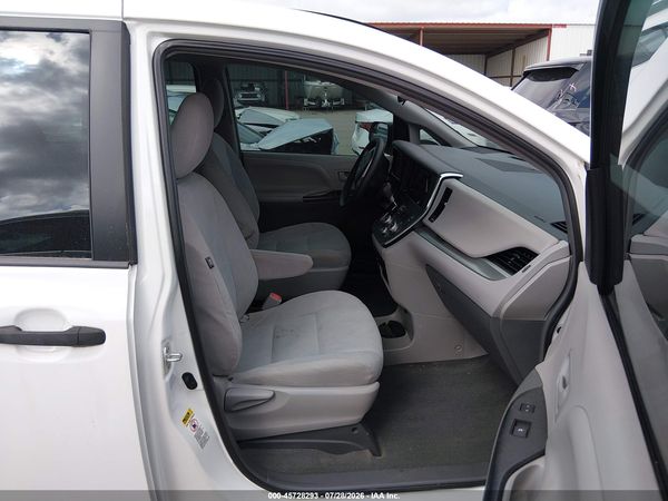 2017 TOYOTA SIENNA L 7 PASSENGER