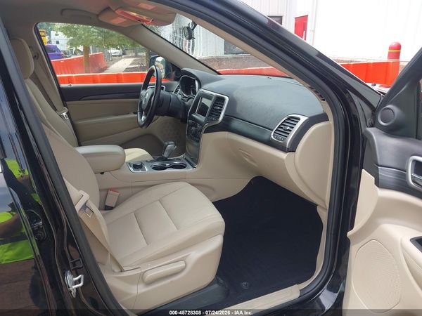 2019 JEEP GRAND CHEROKEE LAREDO E 4X4
