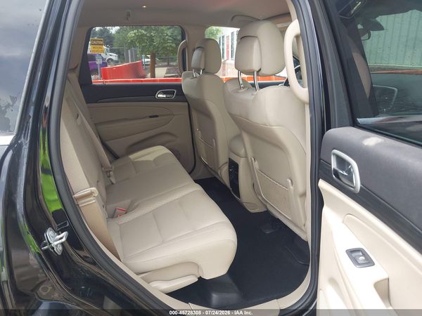 2019 JEEP GRAND CHEROKEE LAREDO E 4X4