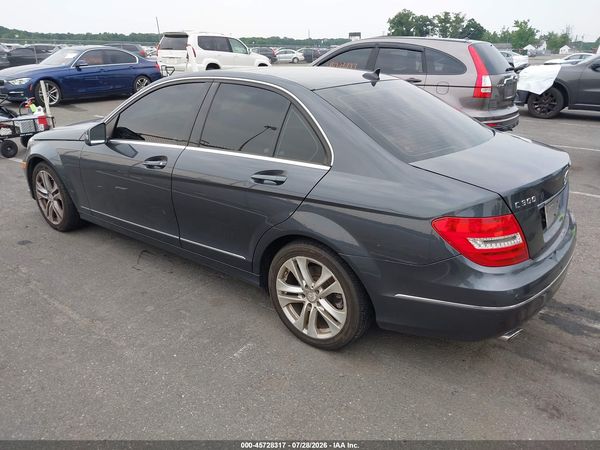 2014 MERCEDES-BENZ C 300 LUXURY 4MATIC