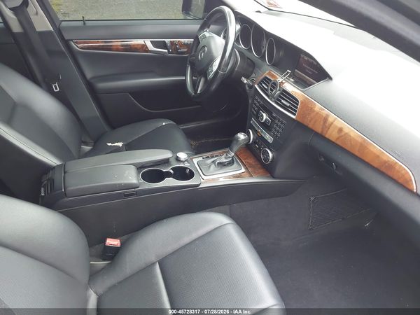 2014 MERCEDES-BENZ C 300 LUXURY 4MATIC