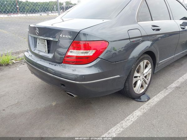 2014 MERCEDES-BENZ C 300 LUXURY 4MATIC