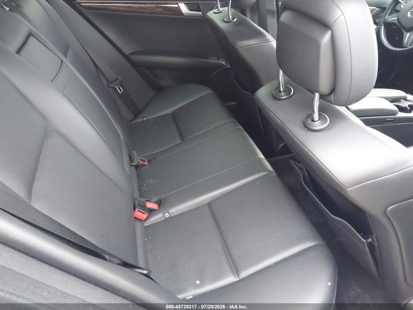 2014 MERCEDES-BENZ C 300 LUXURY 4MATIC