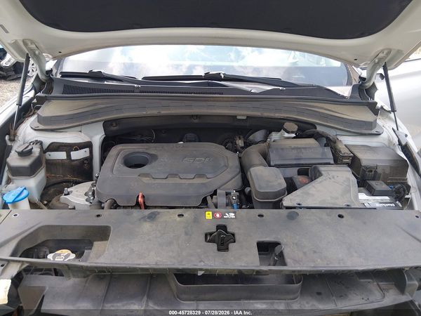 2019 HYUNDAI SANTA FE SE