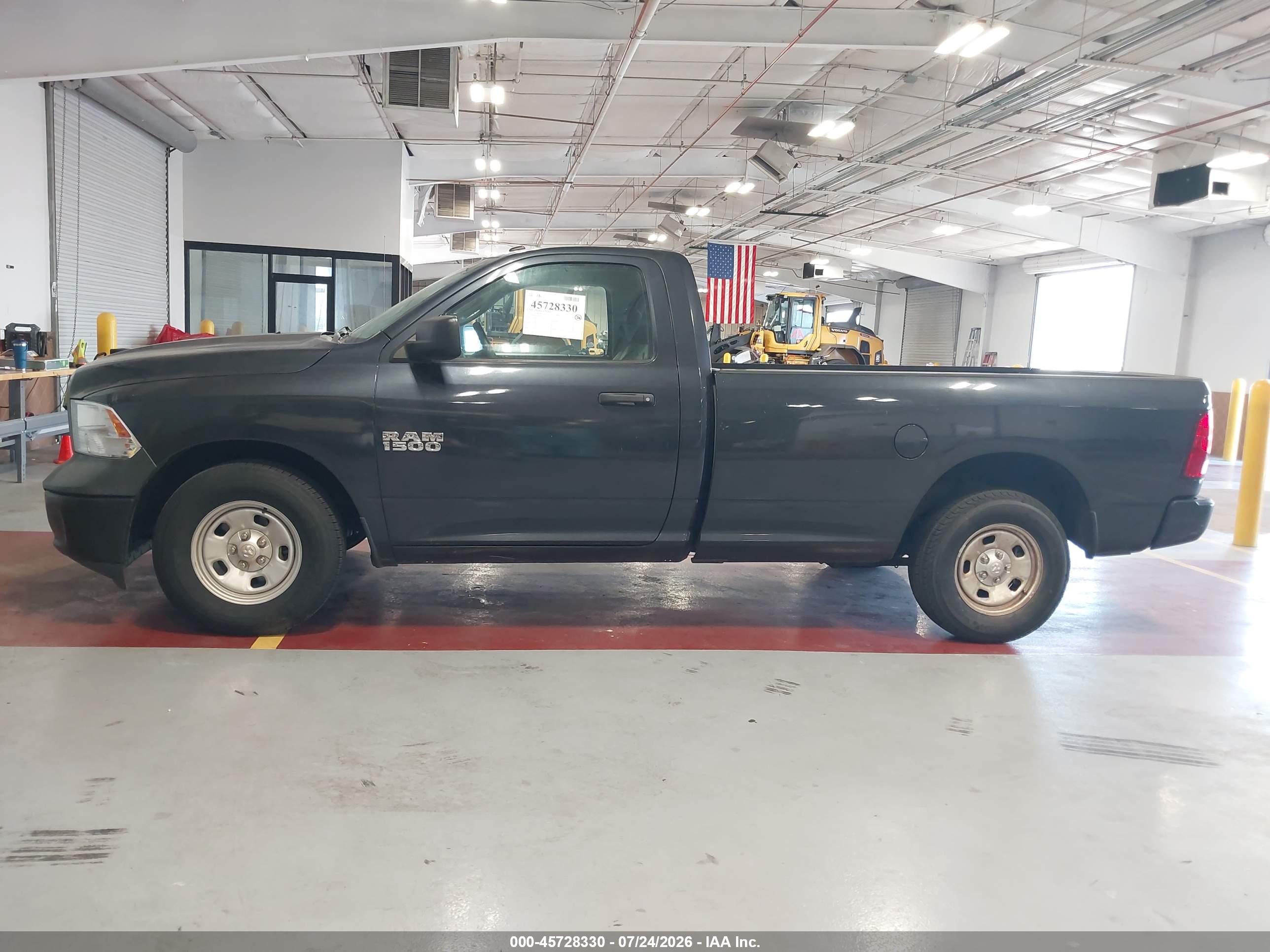 2018 RAM 1500 ST