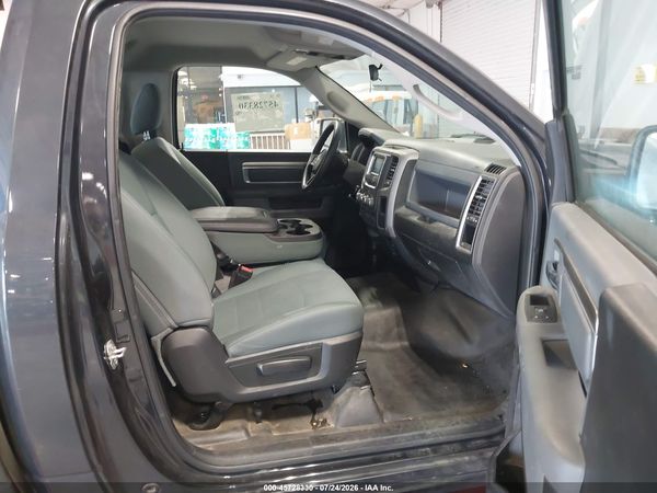 2018 RAM 1500 ST