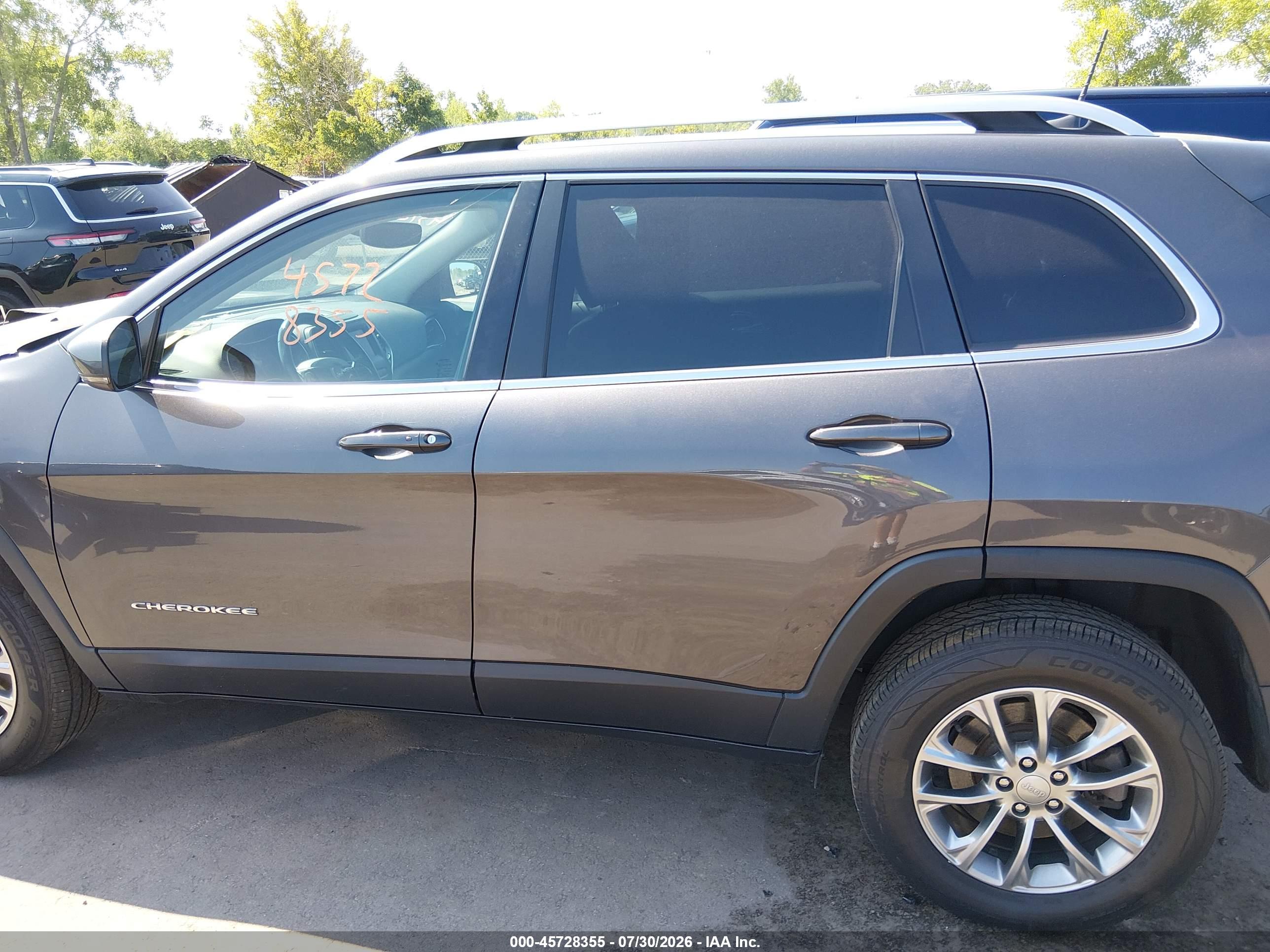 2020 JEEP CHEROKEE LATITUDE LUX 4X4