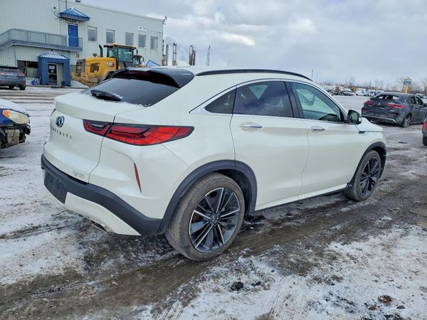 2022 INFINITI QX55 Essential