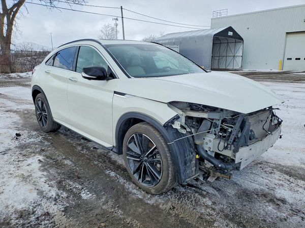 2022 INFINITI QX55 Essential