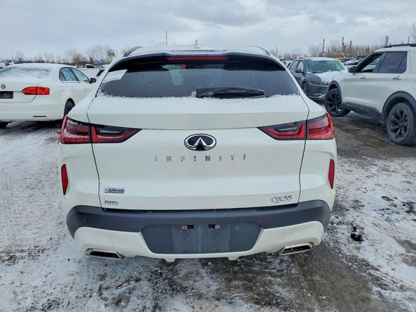 2022 INFINITI QX55 Essential