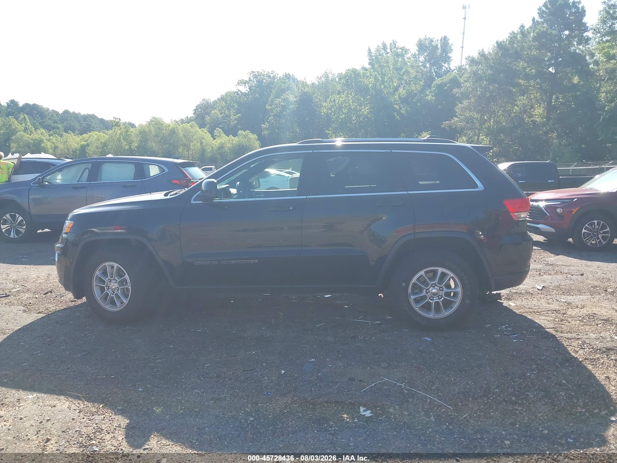 2018 JEEP GRAND CHEROKEE LAREDO E 4X2