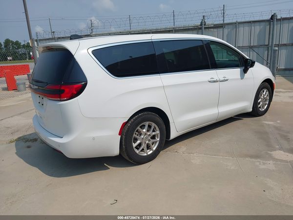 2024 CHRYSLER PACIFICA TOURING L — I4