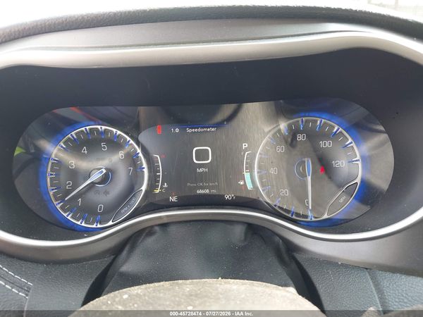 2024 CHRYSLER PACIFICA TOURING L — I7
