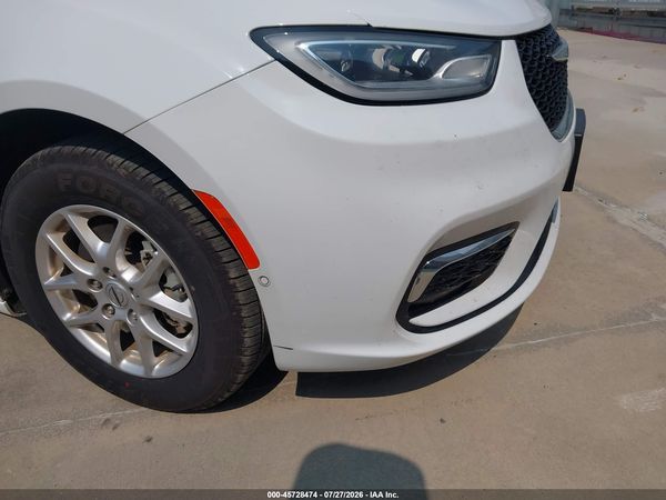 2024 CHRYSLER PACIFICA TOURING L — I71