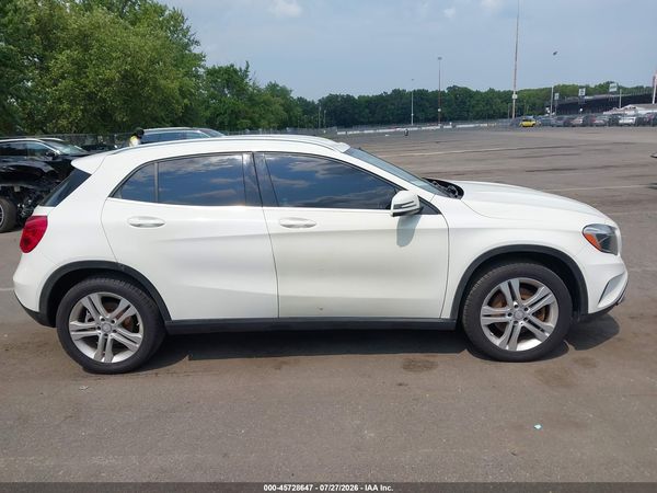 2015 MERCEDES-BENZ GLA 250 4MATIC