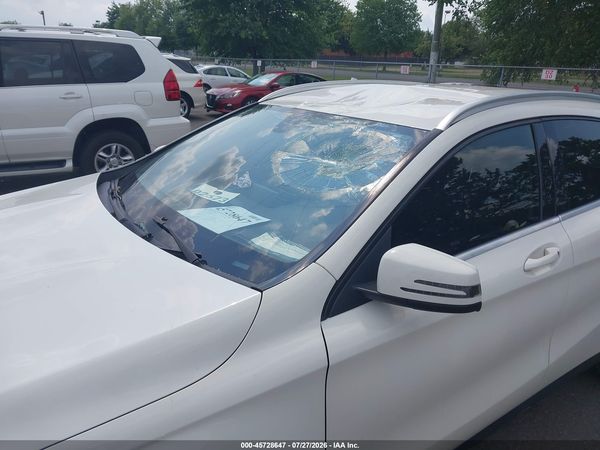 2015 MERCEDES-BENZ GLA 250 4MATIC