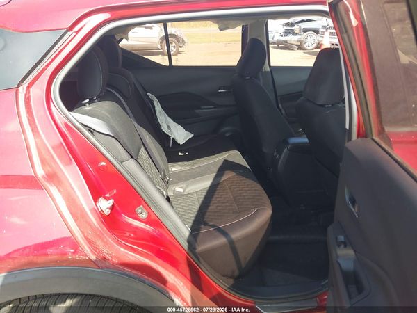 2021 NISSAN KICKS SV XTRONIC CVT — I8