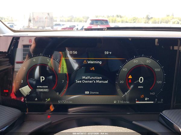 2025 NISSAN KICKS SR INTELLIGENT AWD — I7