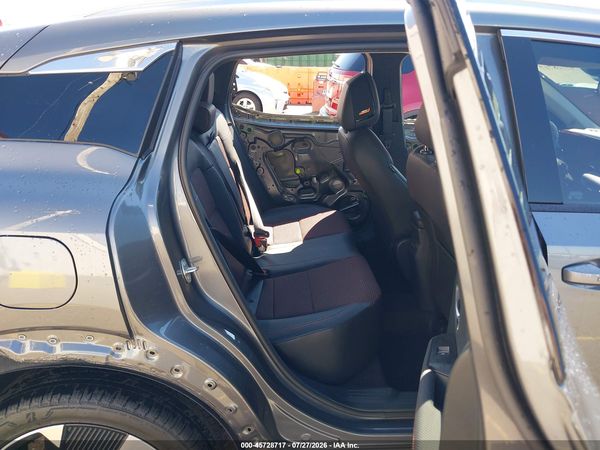 2025 NISSAN KICKS SR INTELLIGENT AWD — I8