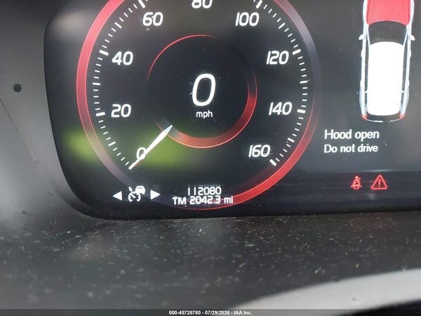 2016 VOLVO XC90 T6 MOMENTUM