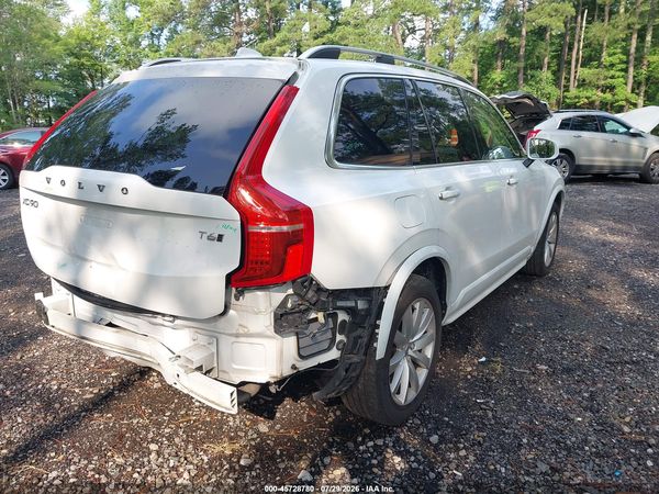 2016 VOLVO XC90 T6 MOMENTUM