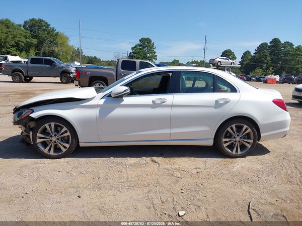 2016 MERCEDES-BENZ C 300 C300
