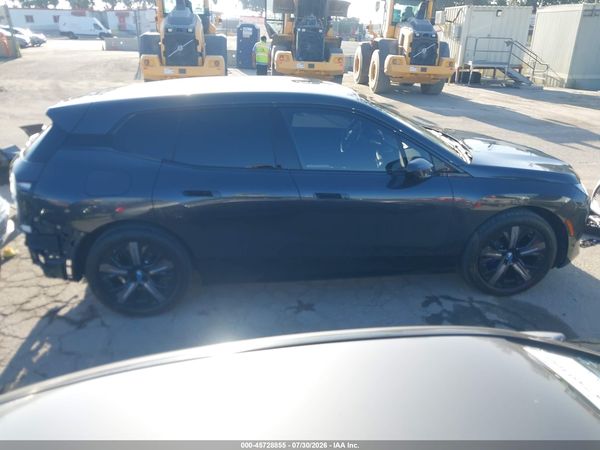 2025 BMW IX XDRIVE50