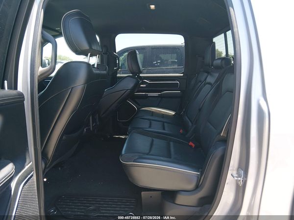 2019 RAM 1500 LARAMIE  4X2 6'4 BOX