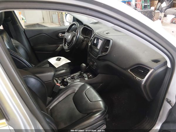 2019 JEEP CHEROKEE LATITUDE PLUS FWD