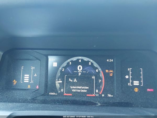 2025 TOYOTA TACOMA SR5