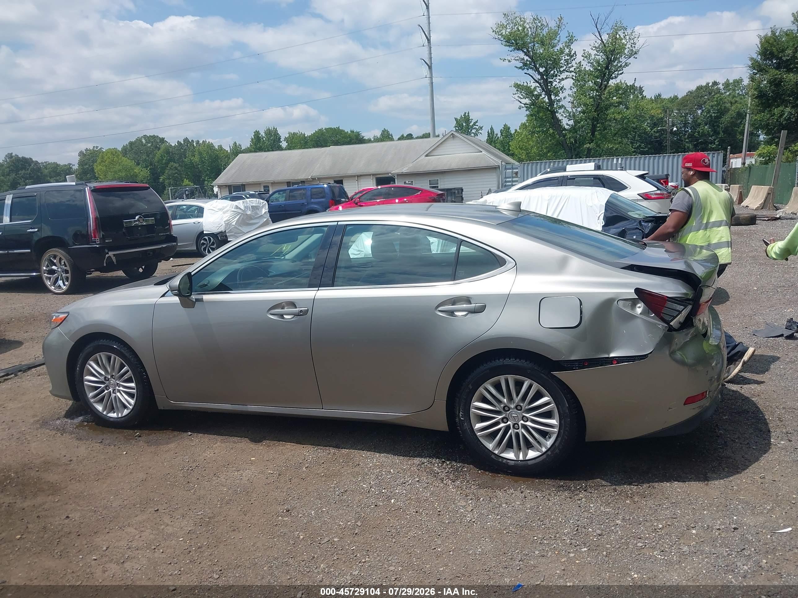 2016 LEXUS ES 350