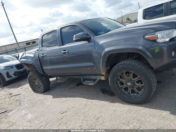2022 TOYOTA TACOMA SR5 V6