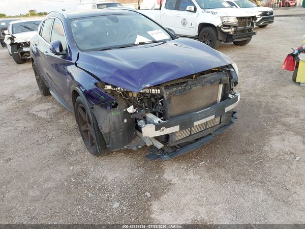 2017 INFINITI QX30 PREMIUM