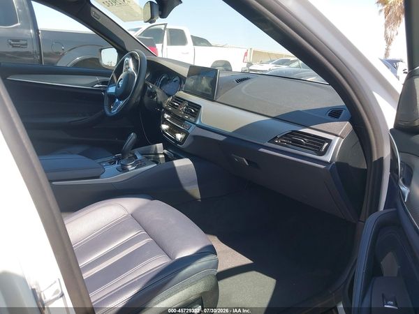 2018 BMW 530I