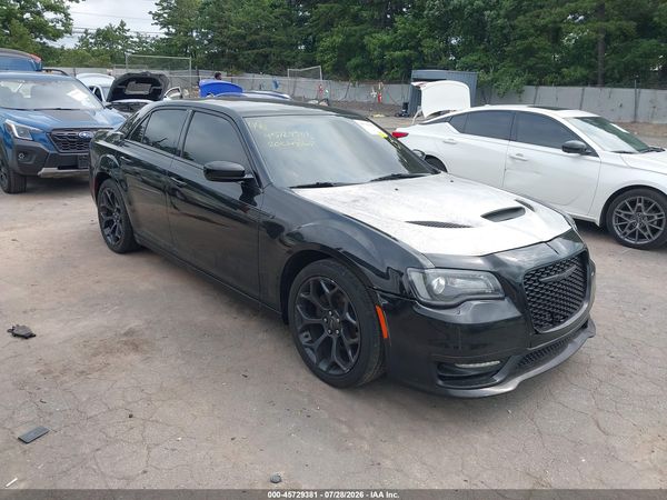 2020 CHRYSLER 300 300S — I1