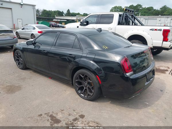 2020 CHRYSLER 300 300S — I3