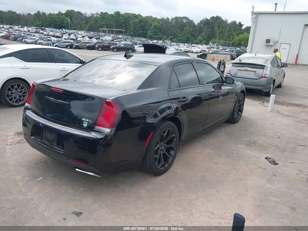 2020 CHRYSLER 300 300S — I4