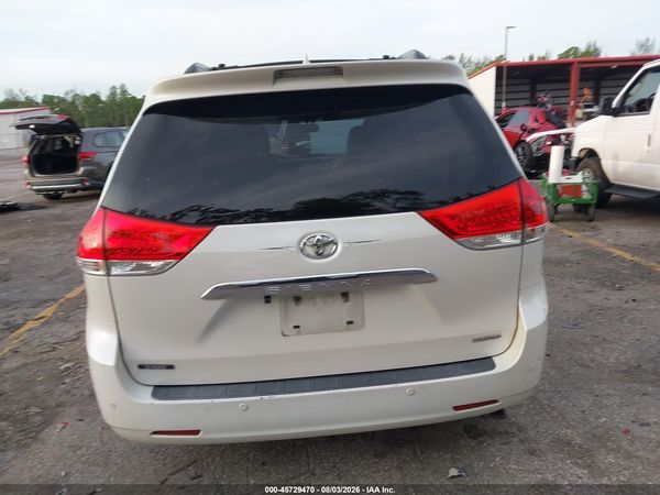 2014 TOYOTA SIENNA LIMITED V6 7 PASSENGER